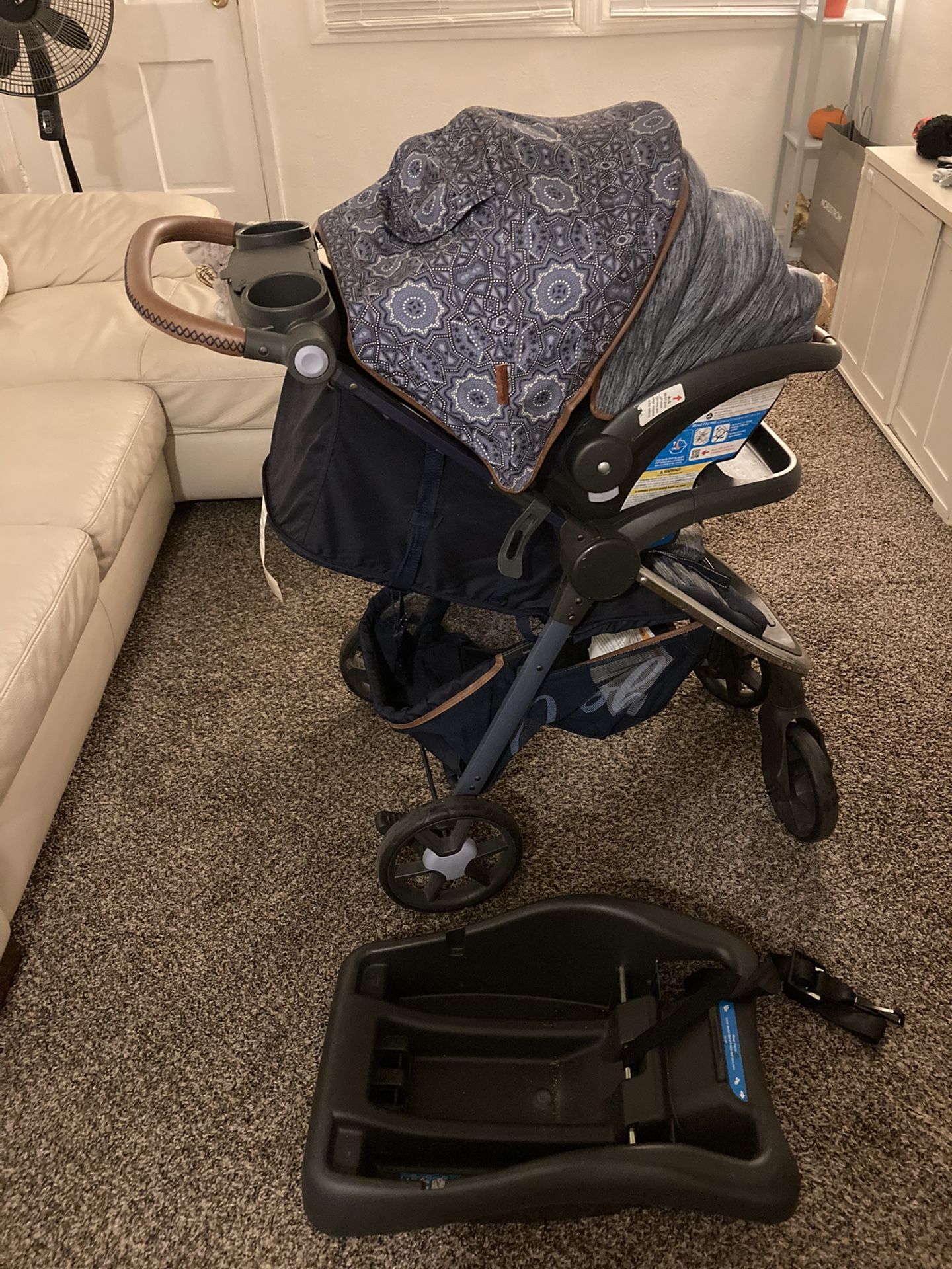 Great Condition Stroller With Car Seat 