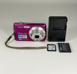 Casio Exilim EX-Z35 Pink 12.1MP Digital Camera with 4GB Memory, Battery, Charger