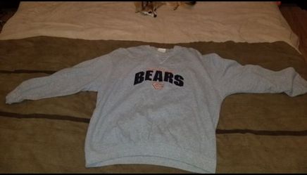 Excellent condition men's size large Chicago bears sweatshirt.