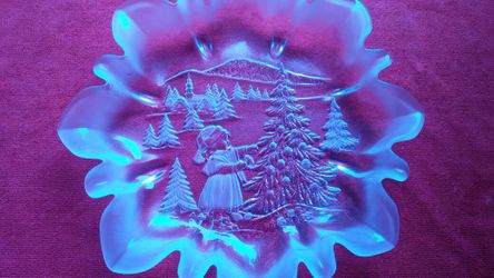 FROSTED CRYSTAL CHRISTMAS PLATTER