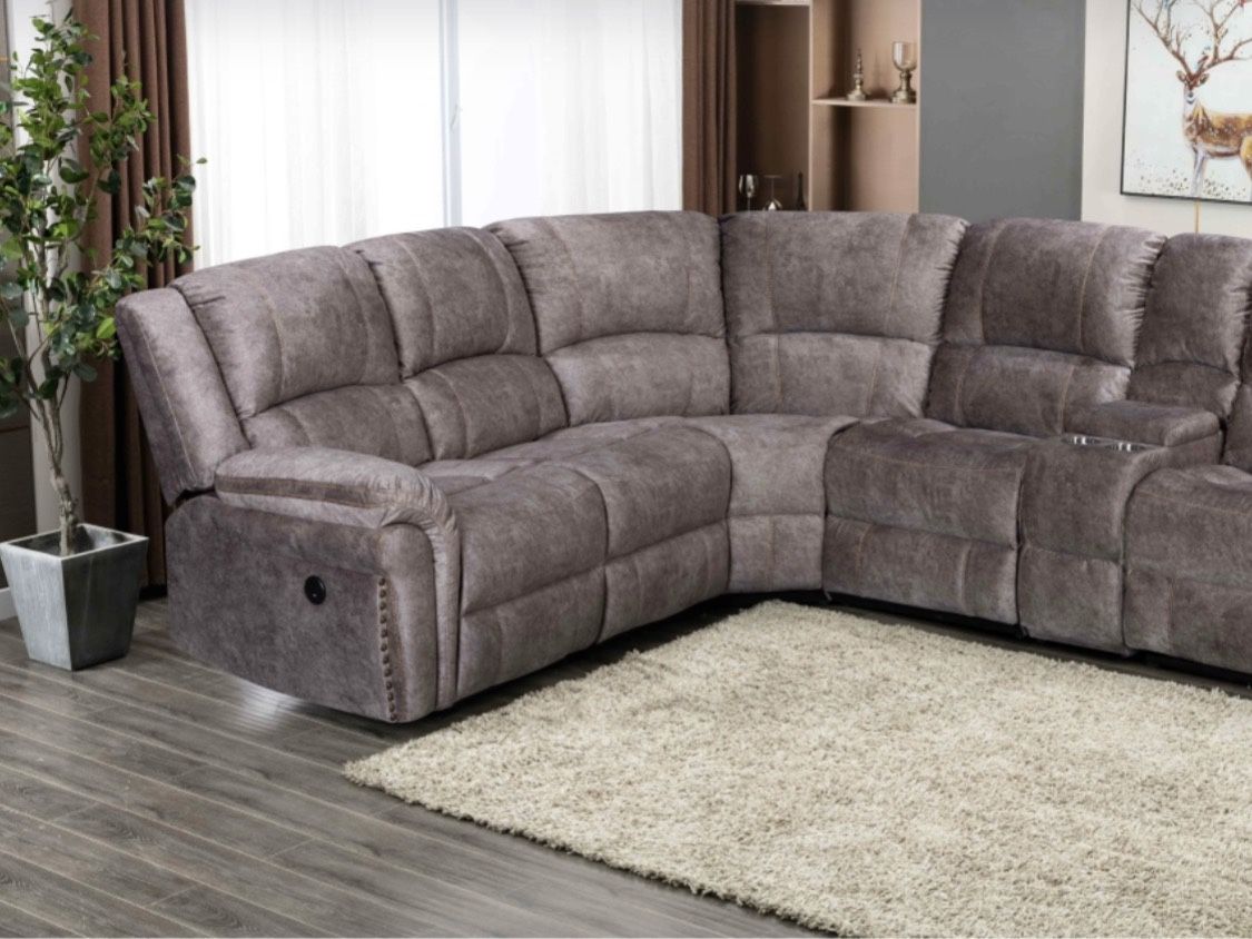 New Power 3 Recliner Sectional Couch! Free Delivery 🚚!