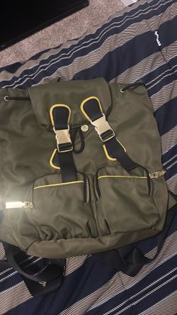 Army green Steve Madden bag