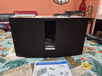 Nice Used Excellent Condition Bose Sound Touch 30. With Remote Control and Cor d