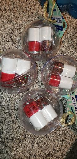 Set of 2 nail polish and bath bomb mold