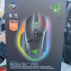 Razer Basilisk V3 Pro NEW