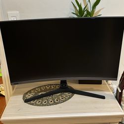 Samsung Curved Monitor 