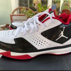 Jordan ISO 2 low Sz. 10