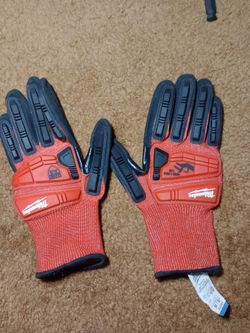 Milwaukee Impact Cut Level 3 Nitrile Dipped Gloves Size M  *Never Used*