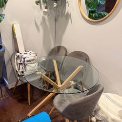 Modern Glass Dining Table + 4 Velvet Chairs