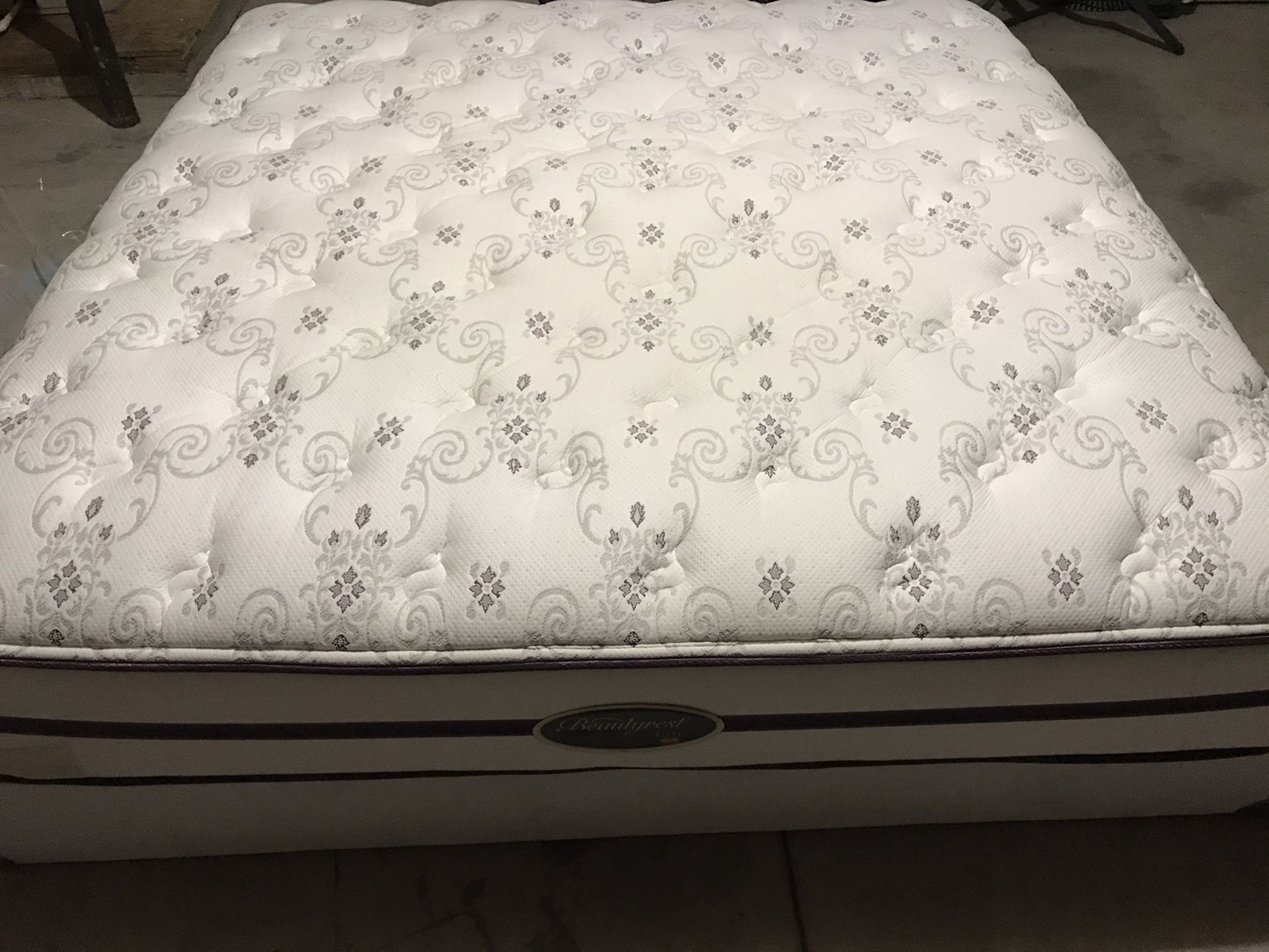 ***King***Simmons Beauty Rest Elite - Free Delivery Available.