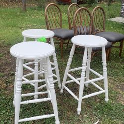 Set Of 3 Barstools 
