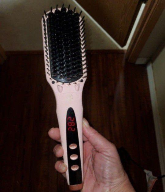 Lange Electric Hair Brush And Straightener 