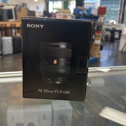 Sony 35mm F1.4 G Master Lens