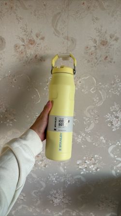 Stanley iceflow bottle