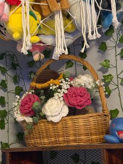 Crochet Floral Basket