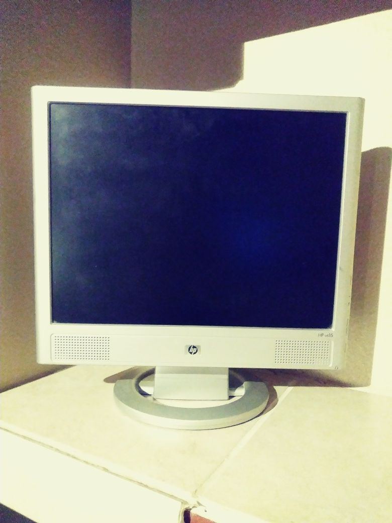 PK656AA - HP vs15 15" LCD Monitor