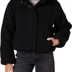 Amazon Essentials Womens Cropped Full-Zip Puffer Jacket (Quilted Matte or Sherpa Fleece)