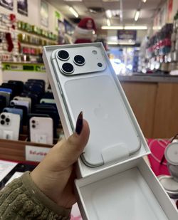 Iphone 17 PRO 256GB UNLOCKED❗️