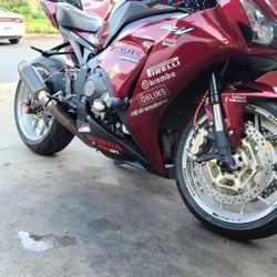   Motorcycle Repair , Tires Changed,  Balanced, Chain Replacement , Oil  And Filter Changed , Or All Your  Maintenance  Needs 