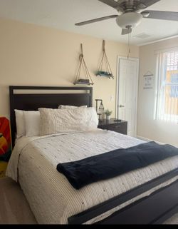 Bedroom set