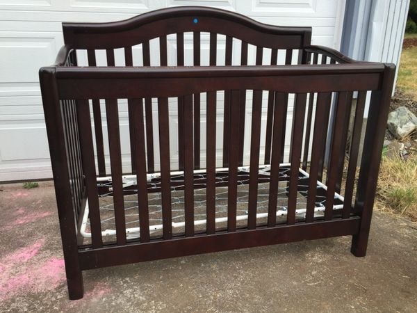 Sturdy Crib 740 Dc Vicki 4 In 1 For Sale In Normandy Park Wa