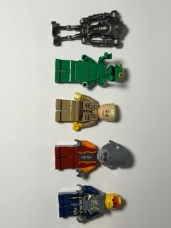 Lego collection random minifigure lot