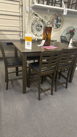 7 pc dining set