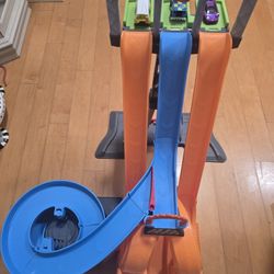 Baby's Toy With Three Hot Wheels Car Included