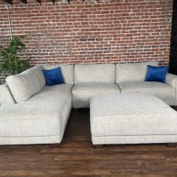 Delivery Available Costco gray 2 pc sectional w ottoman
