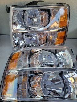 07-13 Chevrolet Silverado Headlights Luces Micas Calaveras Faros Faroles Focos Headlamps 
