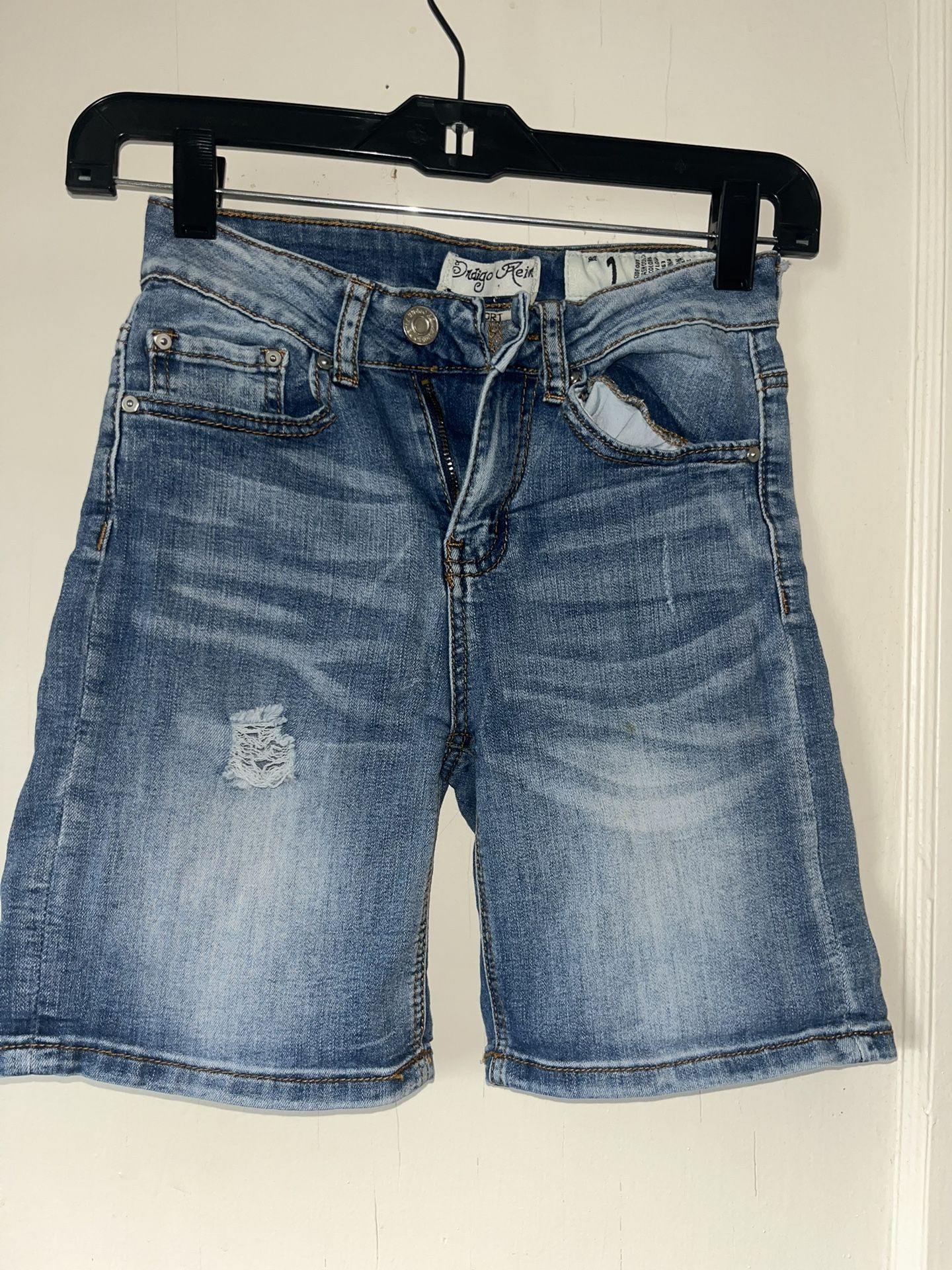 Small Shorts