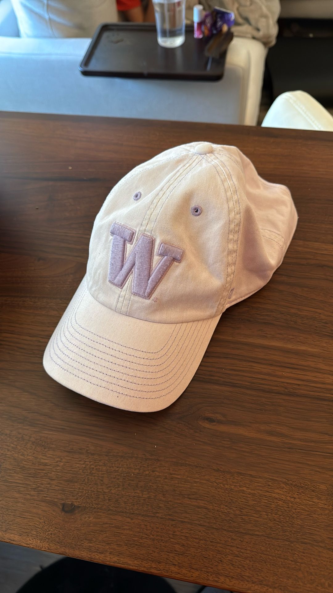 UW women’s Hat