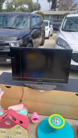 Samsung Flat Screen TV