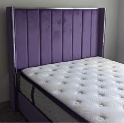 Queen size bed