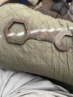 Antique Wagon Wheel Wrench