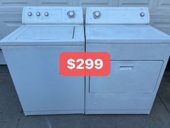 Whirlpool washer and gas dryer set