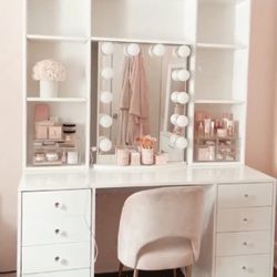 Vanity Mirror