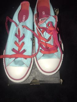 Converse Junior Shoes size 2 new