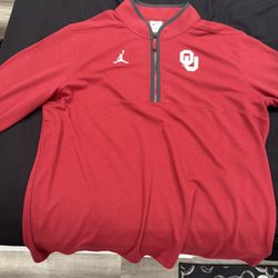OU Jordan Quarterzip Size XL