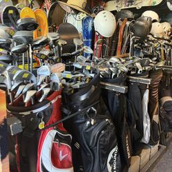 Golf Clubs, Golf balls, and Golf bags At Maui Ski And golf