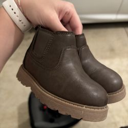 Toddler Boots Size 8 