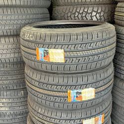 265/30/22 New Set Of Tires 