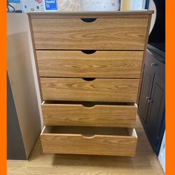 Dresser/ Five drawers dresser