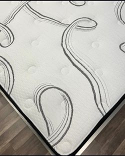 New King Size Mattress With Box Spring 