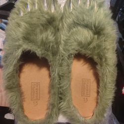 Bravest Studios Green Bear Claw Mules
