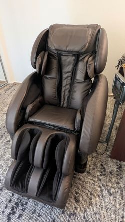 Infinity IT8500 massage chair