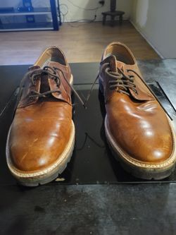 STEVE MADDEN LEATHER SHOES