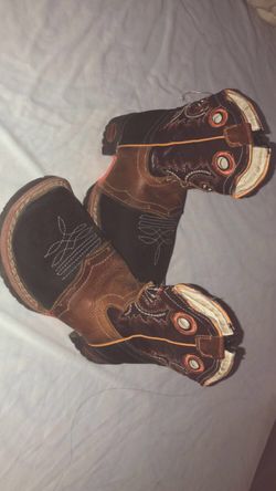 Kids boots
