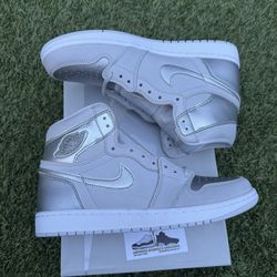 Nike Air Jordan 1 High OG Size 9.5 & 10