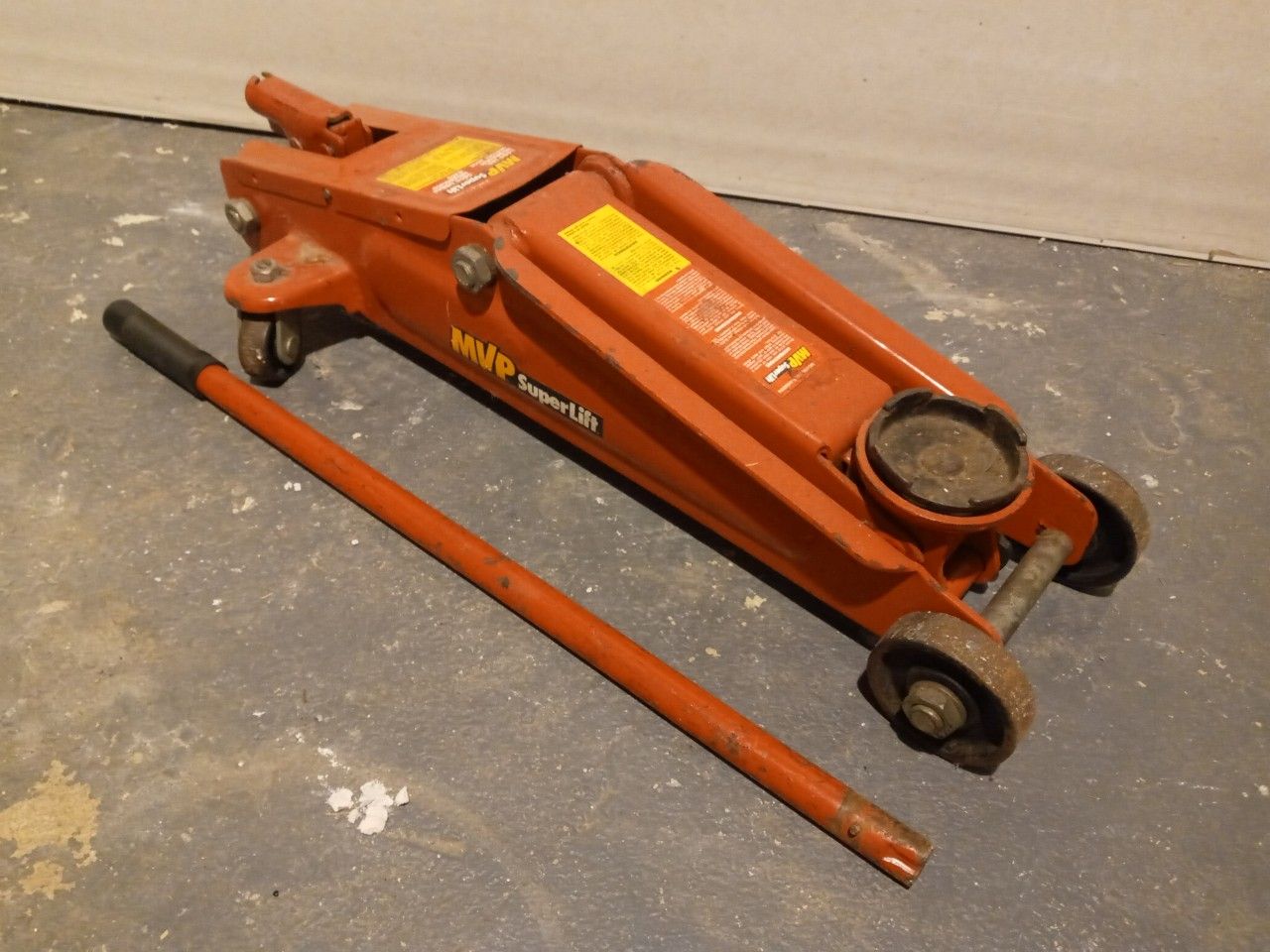 MVP Superlift 5000lb 2.5 Ton Hydraulic Service Jack - Floor Jack